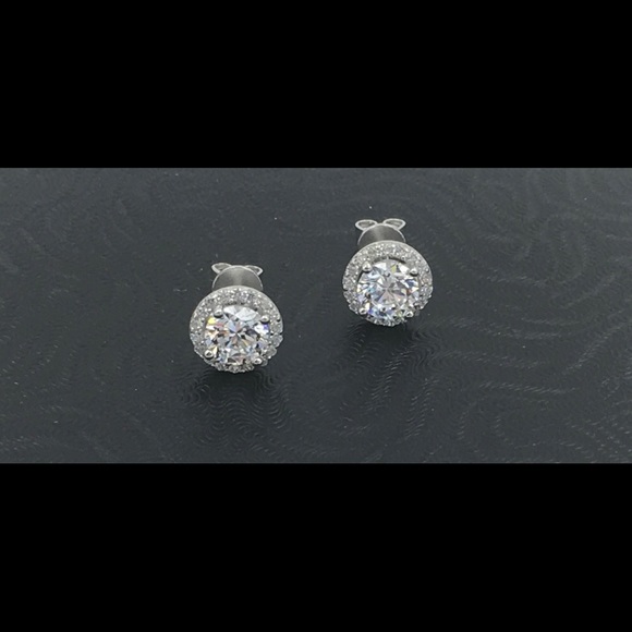 .925 Sterling Silver Cubic Zirconia Stud Earrings - Picture 2 of 8